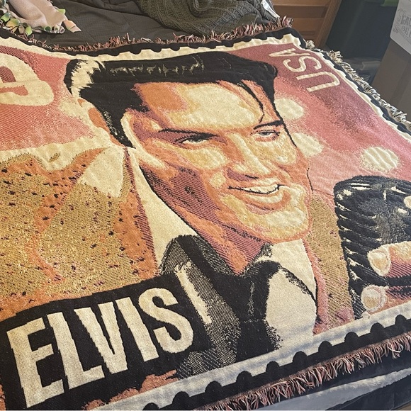 Collectible Blowing Rock Crafts “Elvis” Postage Stamp Design Throw 47”x 54”. - Picture 1 of 3